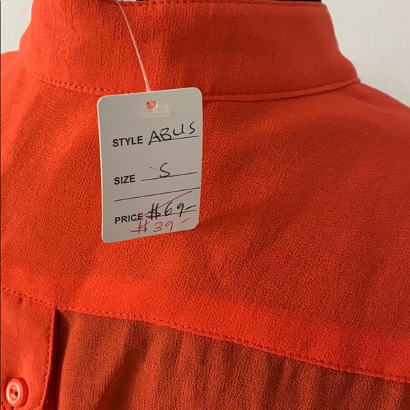 Sheer Coral Top - Picture 4 of 7